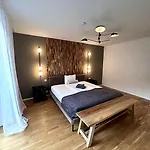 Apartment Miacasa I Zentral I Parkplatz I Waschtrockner I Schreibtisch